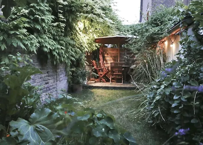 Strasbourg Entre Hypercentre Et Verdure * Bischheim